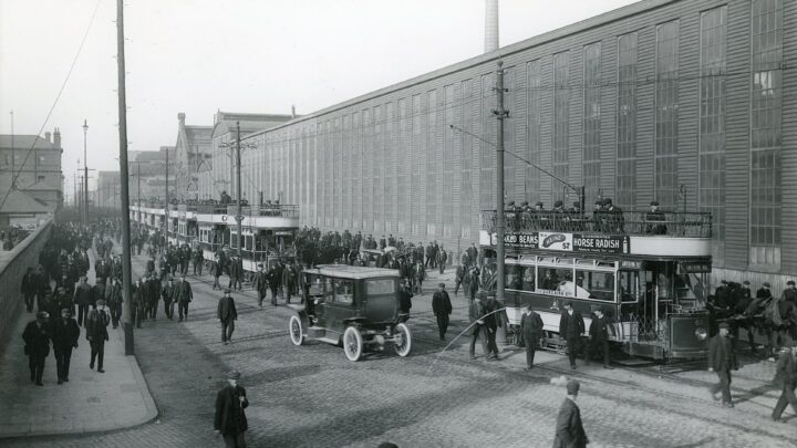 Standard Red 160 leads a queue of about 10 cars bound for every part of the city. The location is Queen's Road and the date about 1908, the date of opening the route. The tramway was actually owned by the Harbour Commissioners, though entirely operated by the BCT.