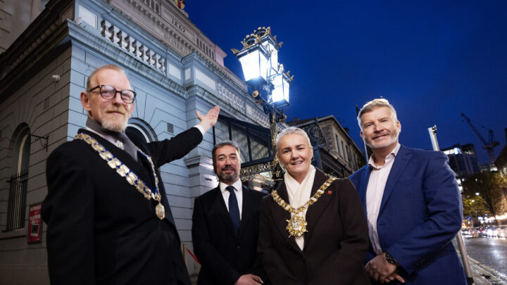 Mayoral lamp posts in front of Ulster Hall have been switched on!